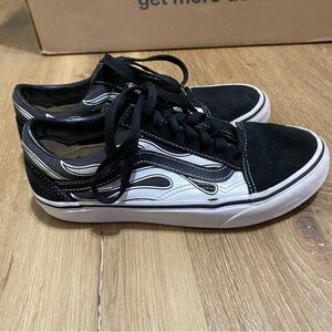 Vans Old Skool Black White Flame Sneakers Women’s 6.5